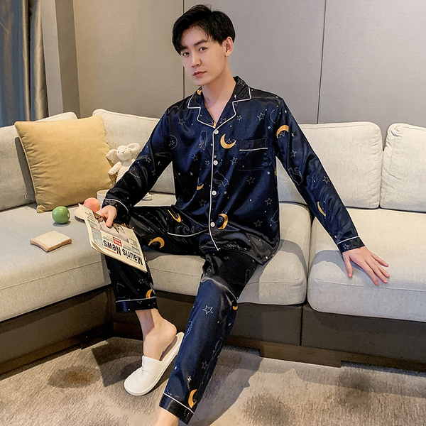 Bộ Đồ Ngủ Vải Phi Bóng Phong Cách Hàn Quốc Cho Cặp Đôi