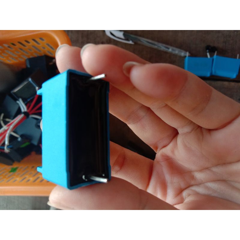 Tụ bếp điện từ 5uf 400V