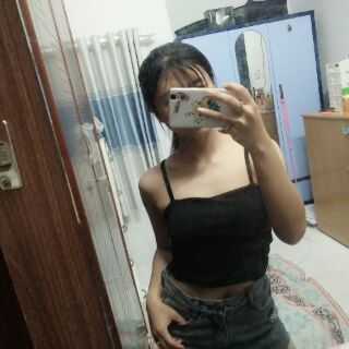 Áo croptop 2 dây (có sẵn mút ngực