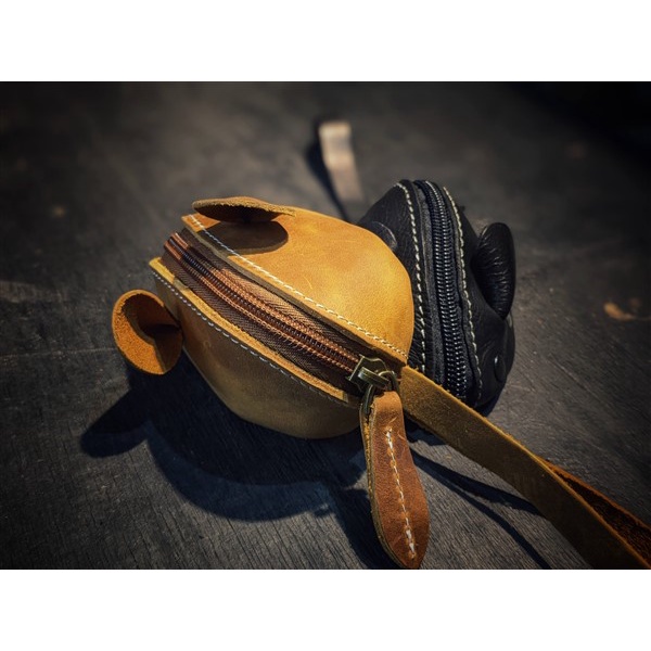 Ví cầm tay hình chuột, cực nhỏ xinh.