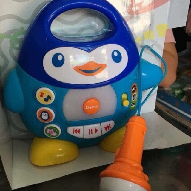 Đàn míc hát cho bé