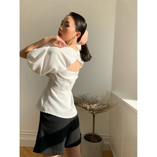 Quần Short Đen Xích Vàng EDINI - S136