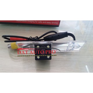 Camera Lùi cảm biến góc rộng có led CCD dùng cho oto.