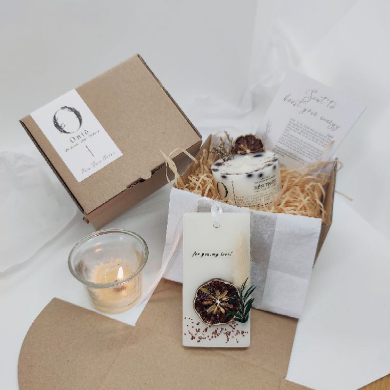 Hộp quà tặng theo set - Handmade by Onio - gồm nến thơm - sáp thơm - kích thước hộp 12x10x8cm kèm túi