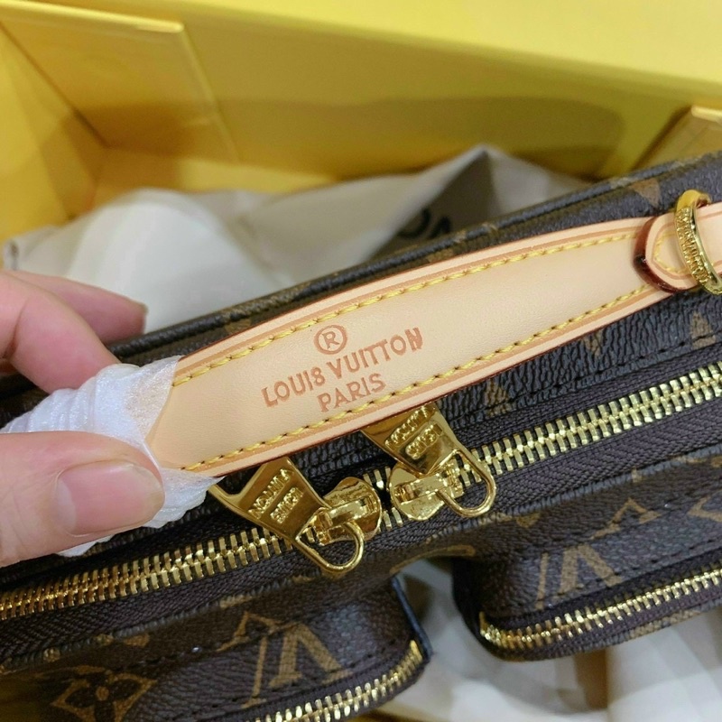 Túi chéo Lv hộp Crossbody hoa nâu size 21cm fullbillbox seal kèm móc