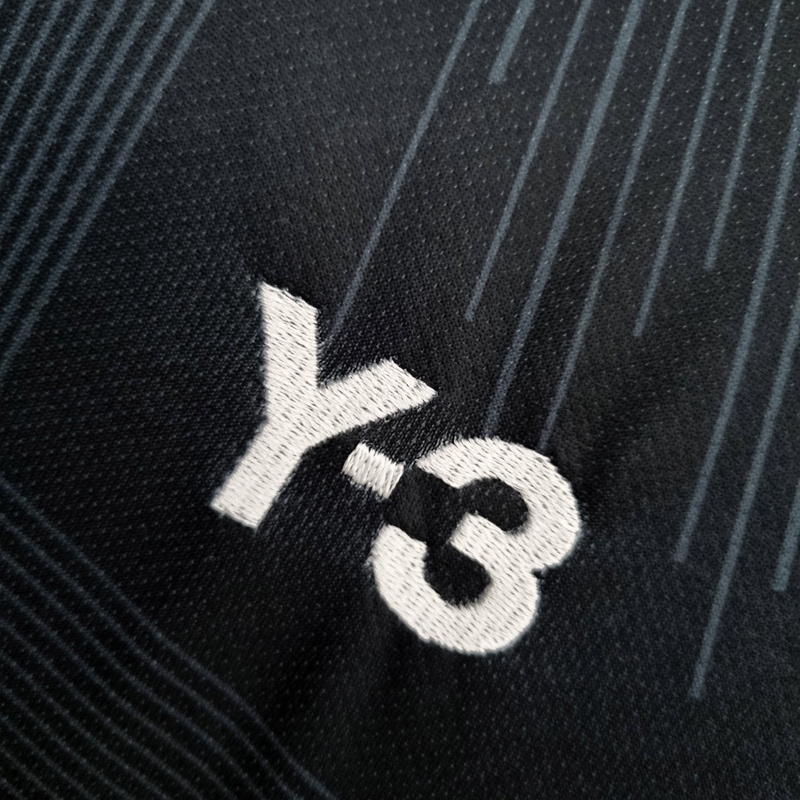 Áo Thun Bóng Đá Real Madrid Y-3 Jersey 2022 Màu Đen Cá Tính