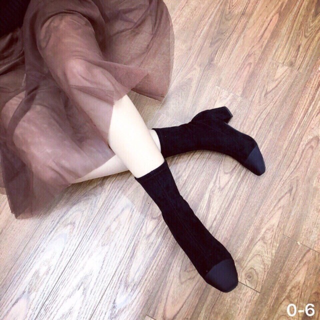 Bốt nỉ vá mũi