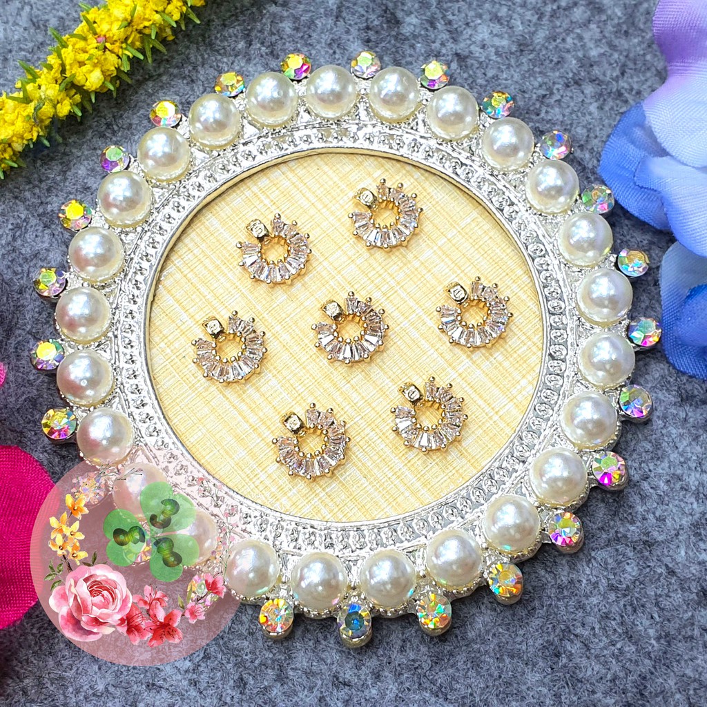 Mã SR030 . Charm kim loại dòng cao cấp đính đá trang trí móng siêu xinh.