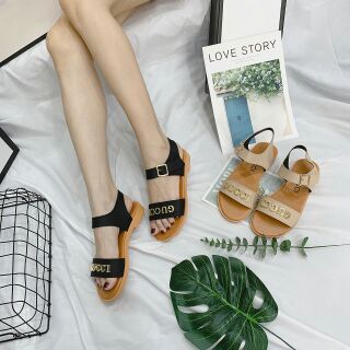 Sandal quai bản chữ G quai dán