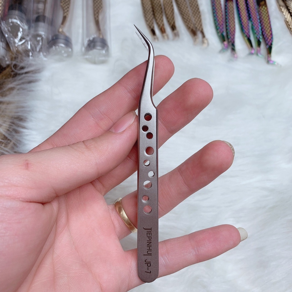Nhíp tách mi lỗ cong dùng để tách, nối mi classic