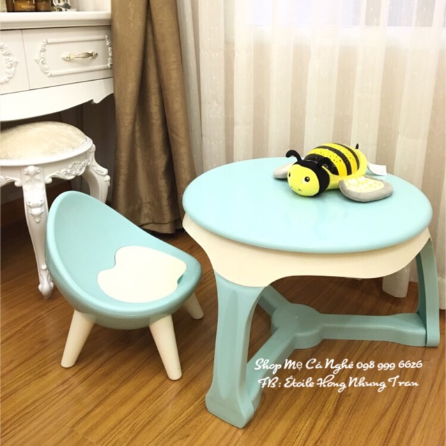 Bộ bàn ghế cho bé