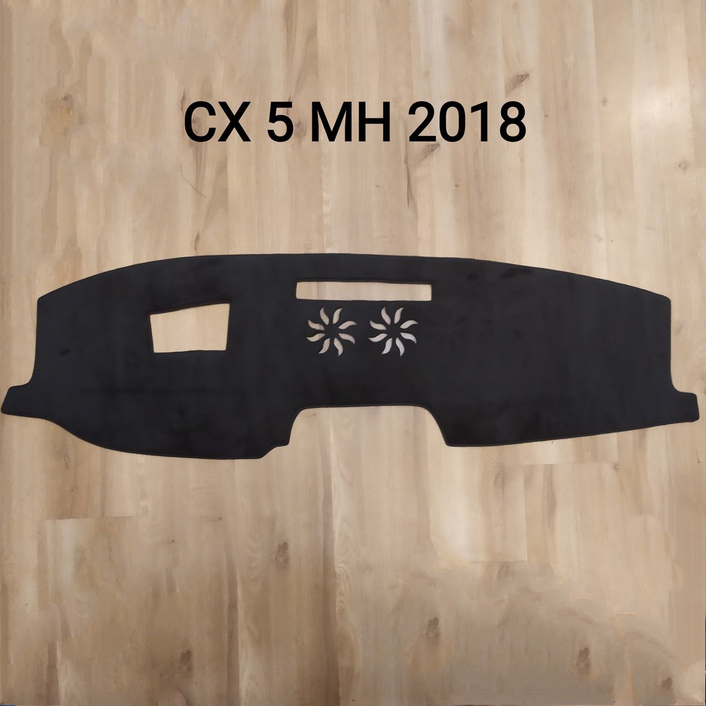 Thảm taplo Mazda CX5 2018 -2022 nhung lông cừu, Mặt Dưới có Chống Trượt