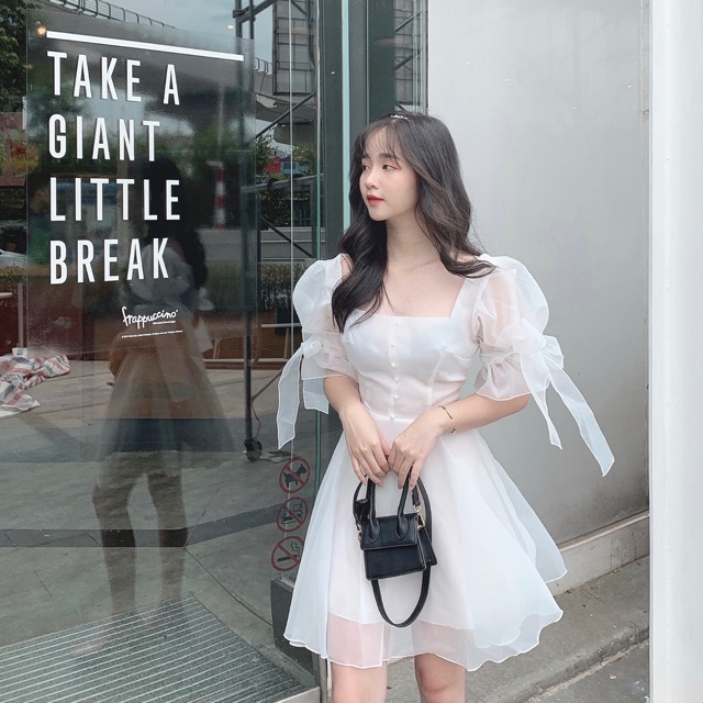 Váy tơ tay bồng nơ