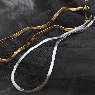 Vòng Cổ Choker Dây Xích Vàng / Bạc Mặt Hình Rắn Phẳng Màu Sắc Sống Động Có Khóa Tôm Hùm Cho Nữ