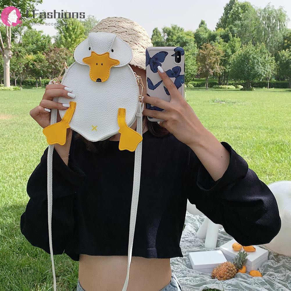 Túi Đeo Chéo Hình Vịt Con Chất Liệu Da Pu