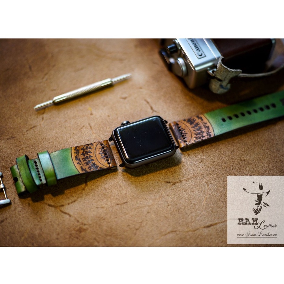Dây đồng hồ Apple Watch , Iwatch , Iphone Watch Trống Đồng Vegtan Italia Da Bò Xanh Lá RAM Leather Simple Green  Bền Đẹp