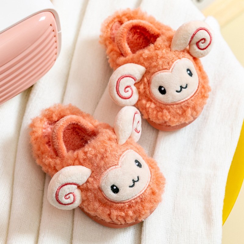 Dép Bông Đi Trong Nhà Cho Bé Chống Trơn Trượt Hình Chú Cừu Dễ Thương