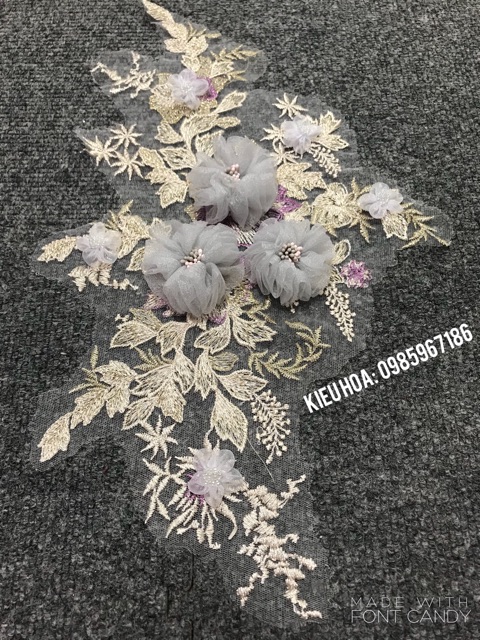 Tấm ren đính hoa