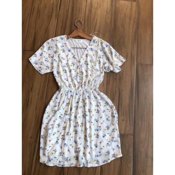 Đầm voan xoè hoa nhí tay ngắn Sienna sky-hàng xuất