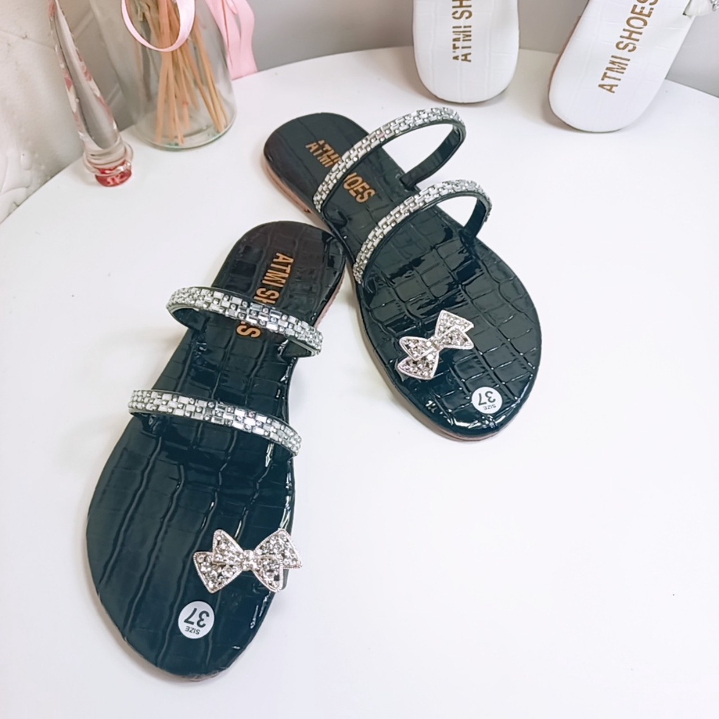 Dép Nữ đẹp Xỏ Ngón Đính Đá Quai Mảnh đi biển thời trang hè 2021 mã DDXB MINHTUYETSHOES