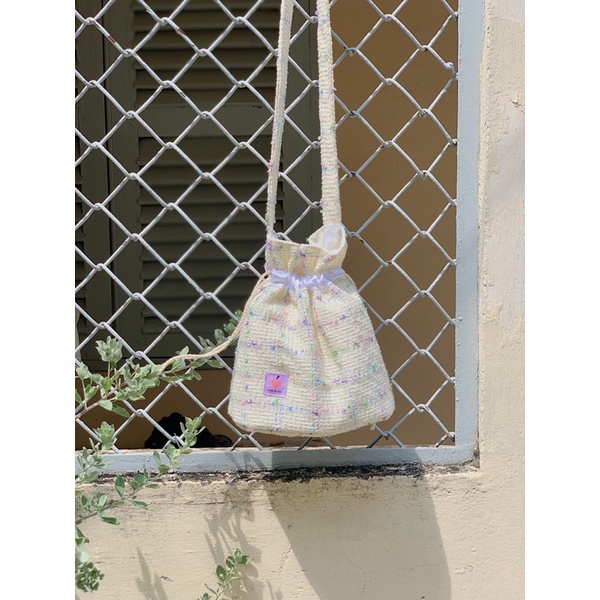 TÚI RÚT ĐEO CHÉO VẢI DẠ TWEED MADE BY TÍM