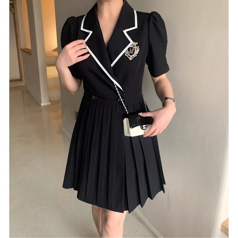 Đầm vest nữ xếp ly HB thiết kế tag huy hiệu cổ phối viền màu D062 | BigBuy360 - bigbuy360.vn