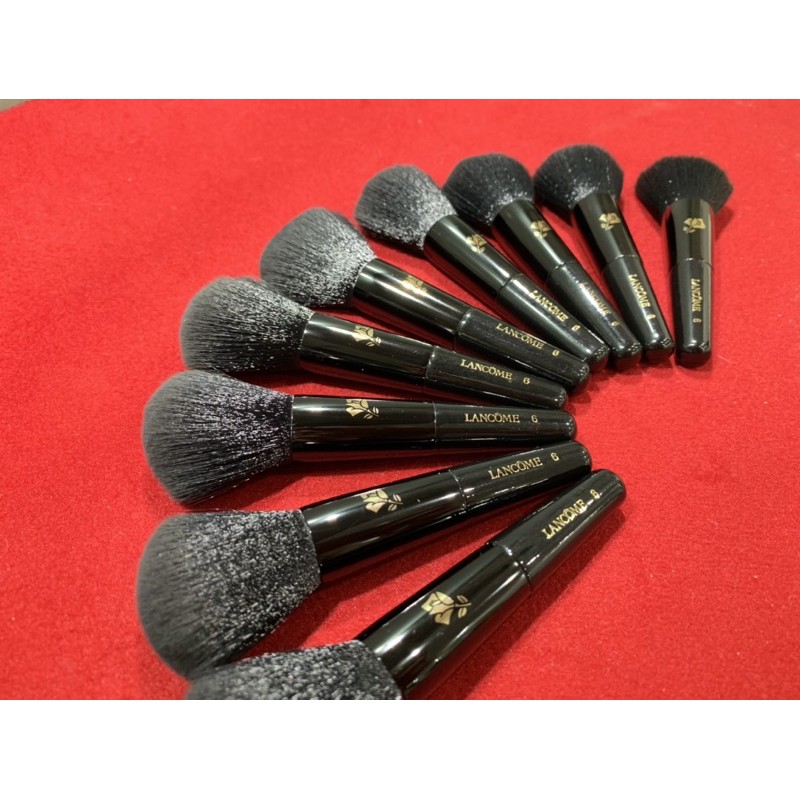 Authentic dùng đánh phấn má hoặc phấn phủ phiên bản mini ạ