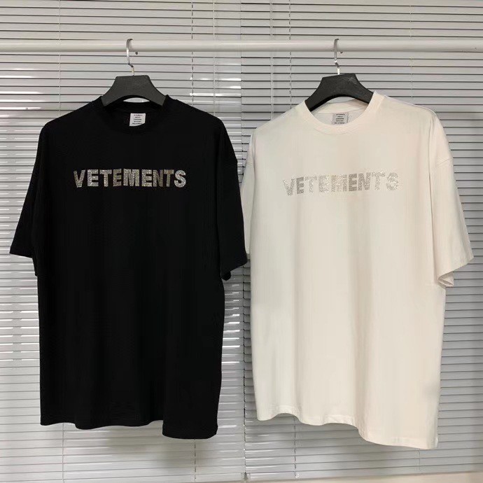 Áo thun ngắn tay V3tements rhinstone T-shirt ss21