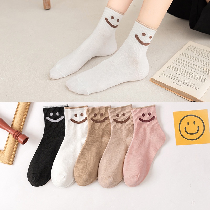 Tất màu trơn thoáng khí in hình mặt cười dễ thương cho nữ