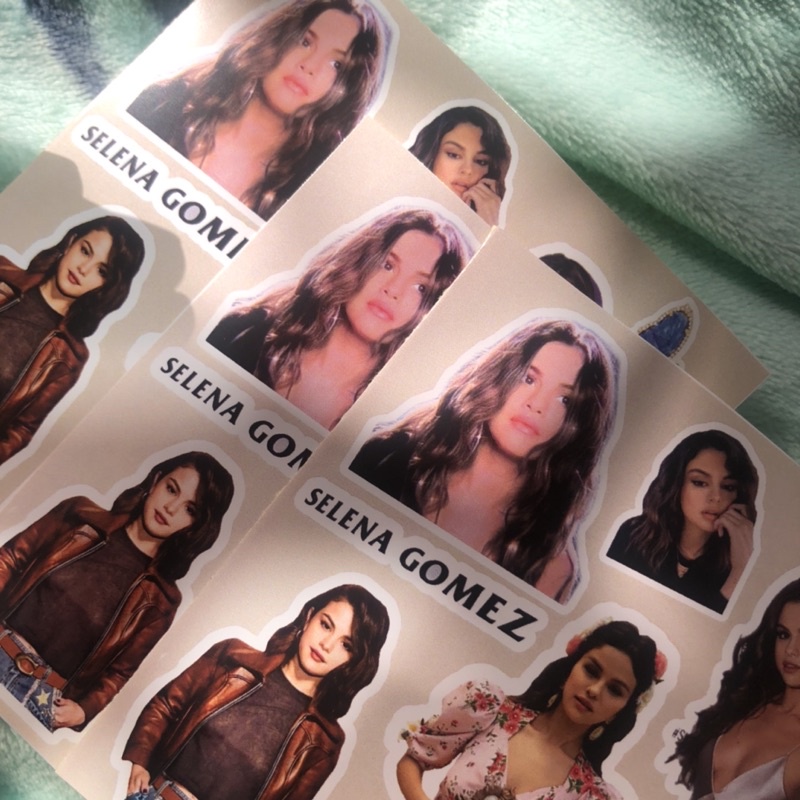 Sticker Dán Hình Selena gomez