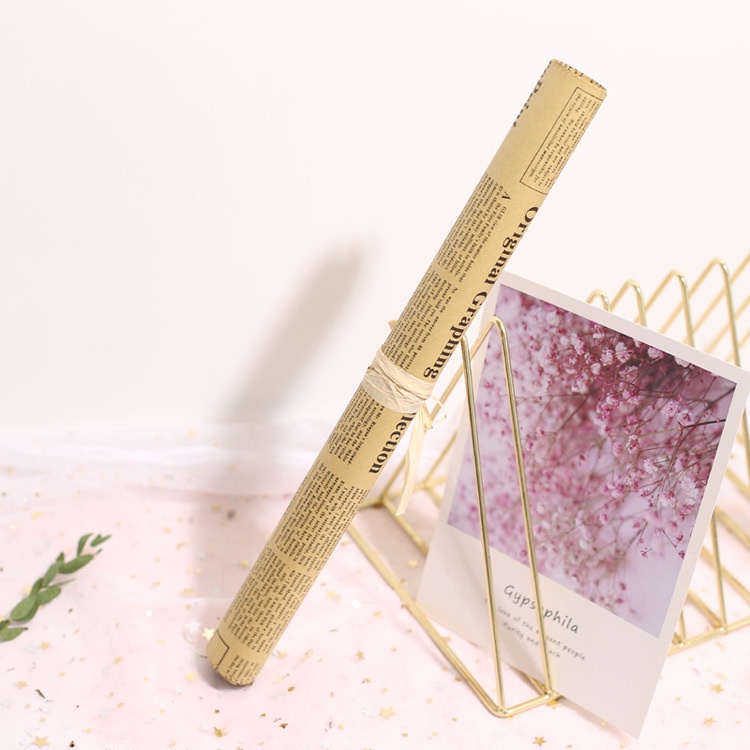 Set 2 cuộn giấy báo vintage kèm dây cói dùng gói hoa , quà tặng