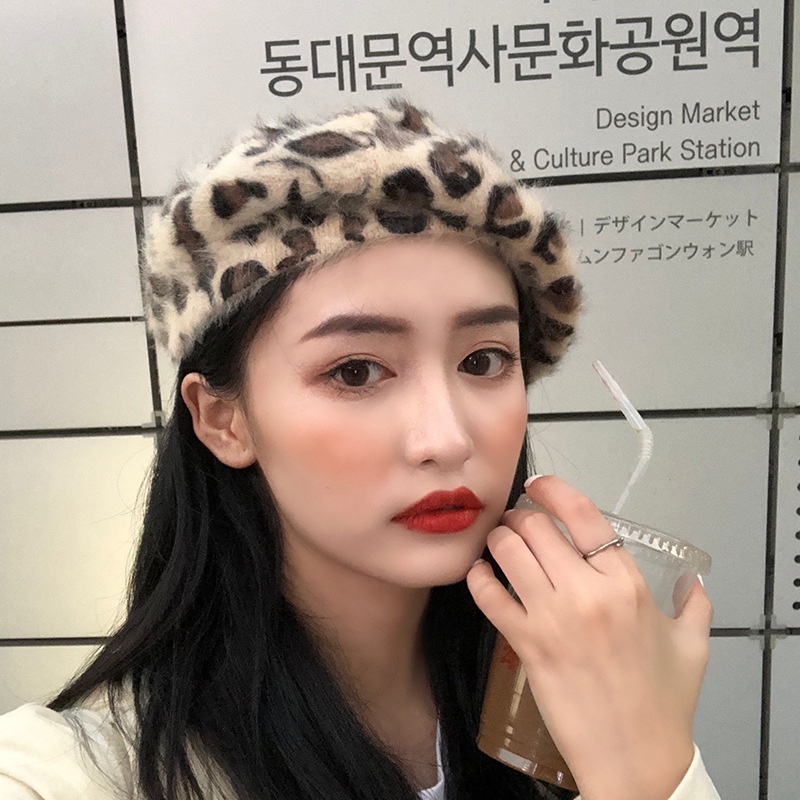 Mũ beret lông họa tiết da báo phong cách retro cho nữ