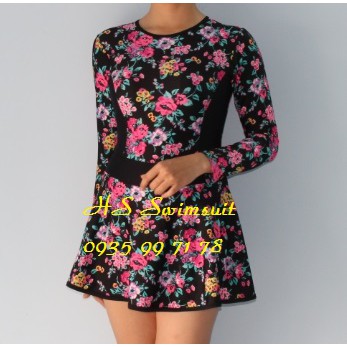 Đồ bơi nữ kín đáo liền mảnh váy dài tay hoa 056 | BigBuy360 - bigbuy360.vn