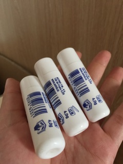 Son dưỡng môi hươu Astrid của Séc