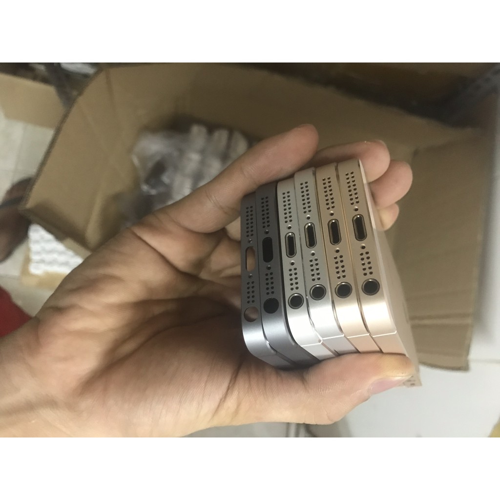 Vỏ (Sườn) Ip 5S trắng, đen
