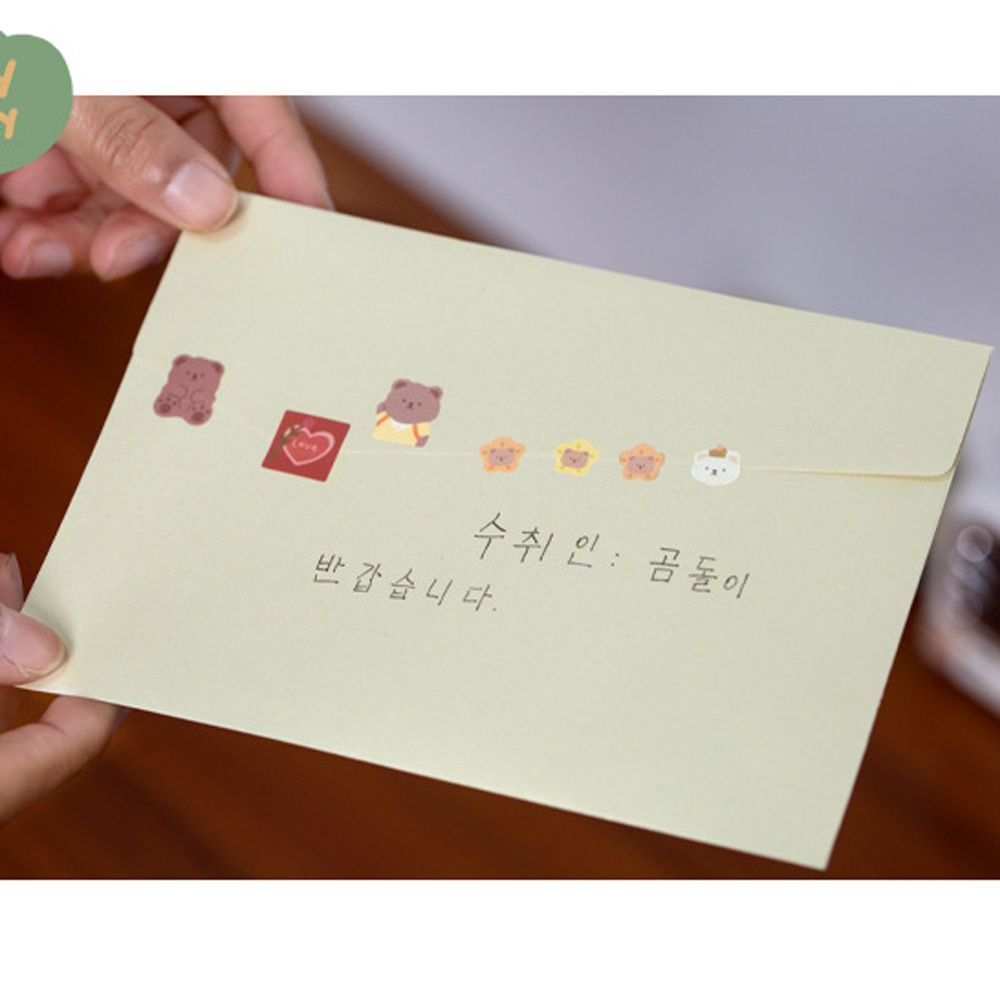 Set 2 tấm sticker dán trang trí hình gấu dễ thương DIY