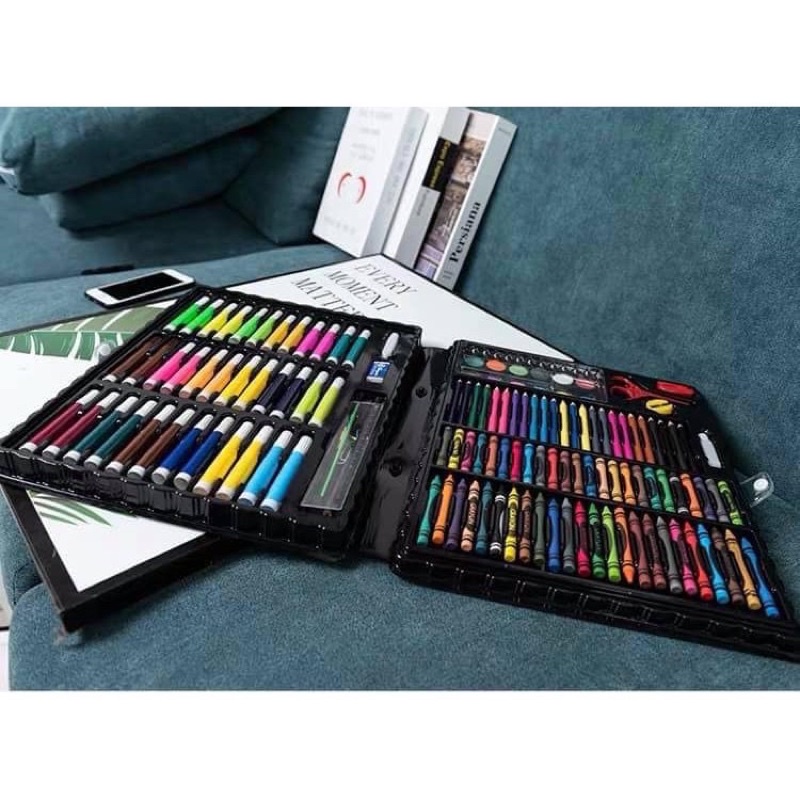 Bộ bút chì màu 150 chi tiết cho bé tập tô