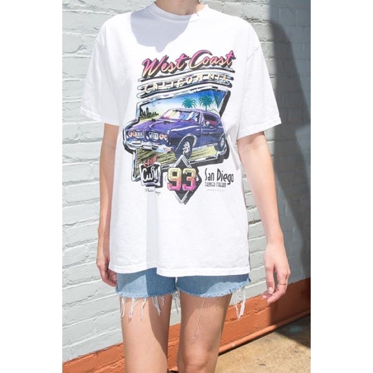 Áo phông in hình chữ West Coast Brandy Melville form dáng oversized