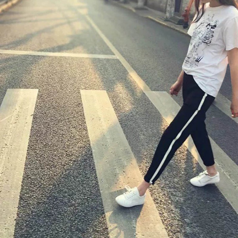 Quần Thể Thao Kẻ Sọc Hai Bên Thời Trang Cho Nữ | BigBuy360 - bigbuy360.vn