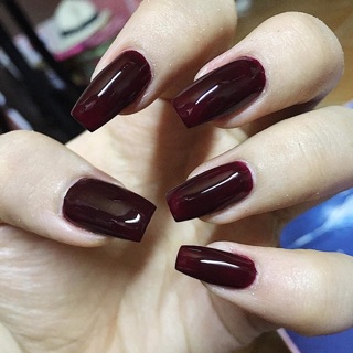 Sơn đỏ bán lẻ