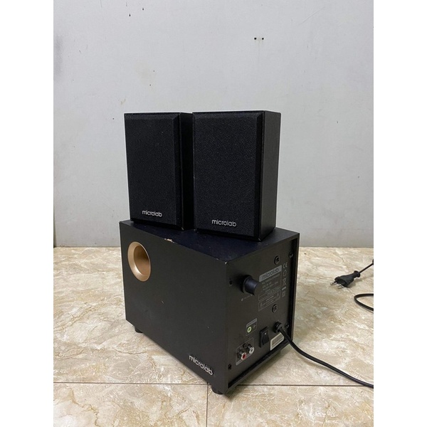 Loa Microlab M105 2.1