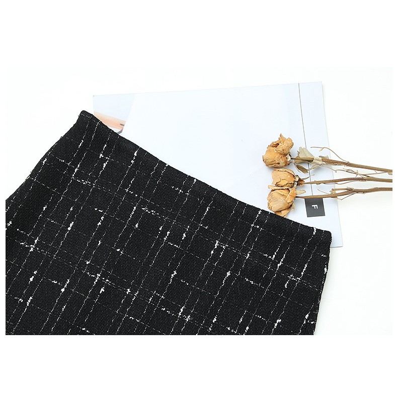 Chân váy ngắn dáng chữ A hot trend Eva design , chất vải dạ tweed màu đen kẻ sọc có quần trong siêu xinh