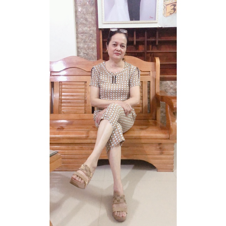 Bộ Đồ Trung Niên Cát Lụa Hàn Quần Lửng Hàng Thiết Kế