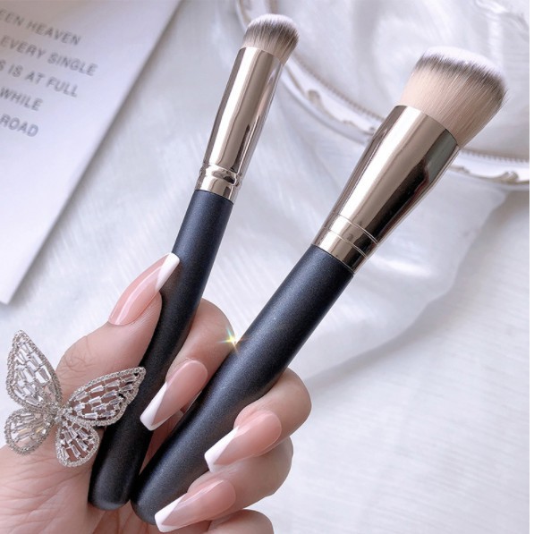 Cọ che khuyết điểm đầu tròn Rhea 170