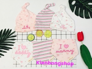 Set 3 mũ + set 3 yếm momcare