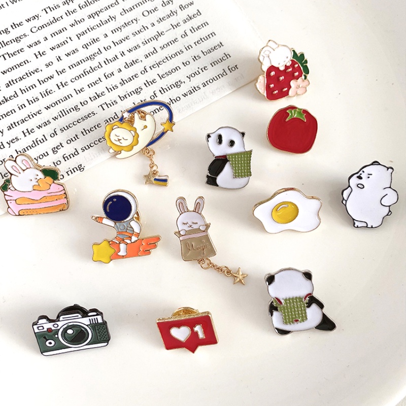 Trâm cài áo hình hoạt hình nhật bản xinh xắn