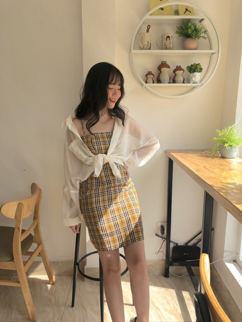 Váy hai dây kẻ caro | BigBuy360 - bigbuy360.vn