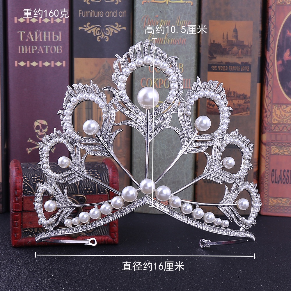 Vương miện đính đá ngọc trai nhân tạo cho cô dâu
