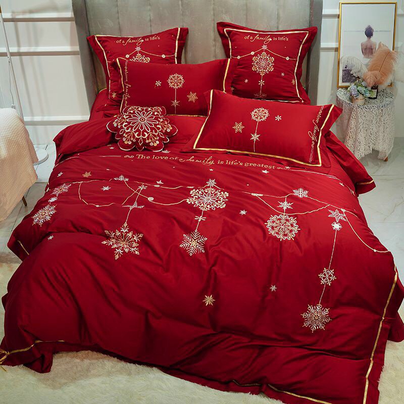 Bộ chăn ga gối lụa đỏ hoa tuyết Noelbedding sét 7 món
