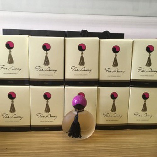 Sỉ 10 Chai Nước Hoa Nữ Avon Far Away Classic 50ml - Vàng